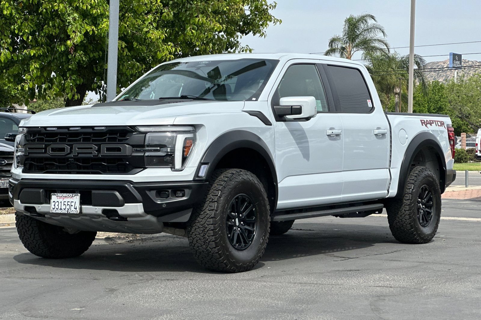 Used 2025 Ford F150 Raptor AWD/4WD image 8
