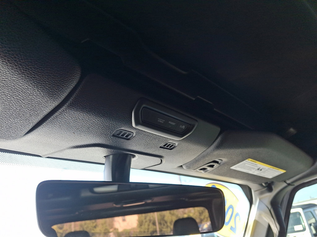 Used 2022 Jeep Gladiator Rubicon w/ Cold Weather Group image 32