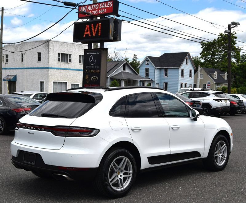 Used 2019 Porsche Macan AWD/4WD image 13