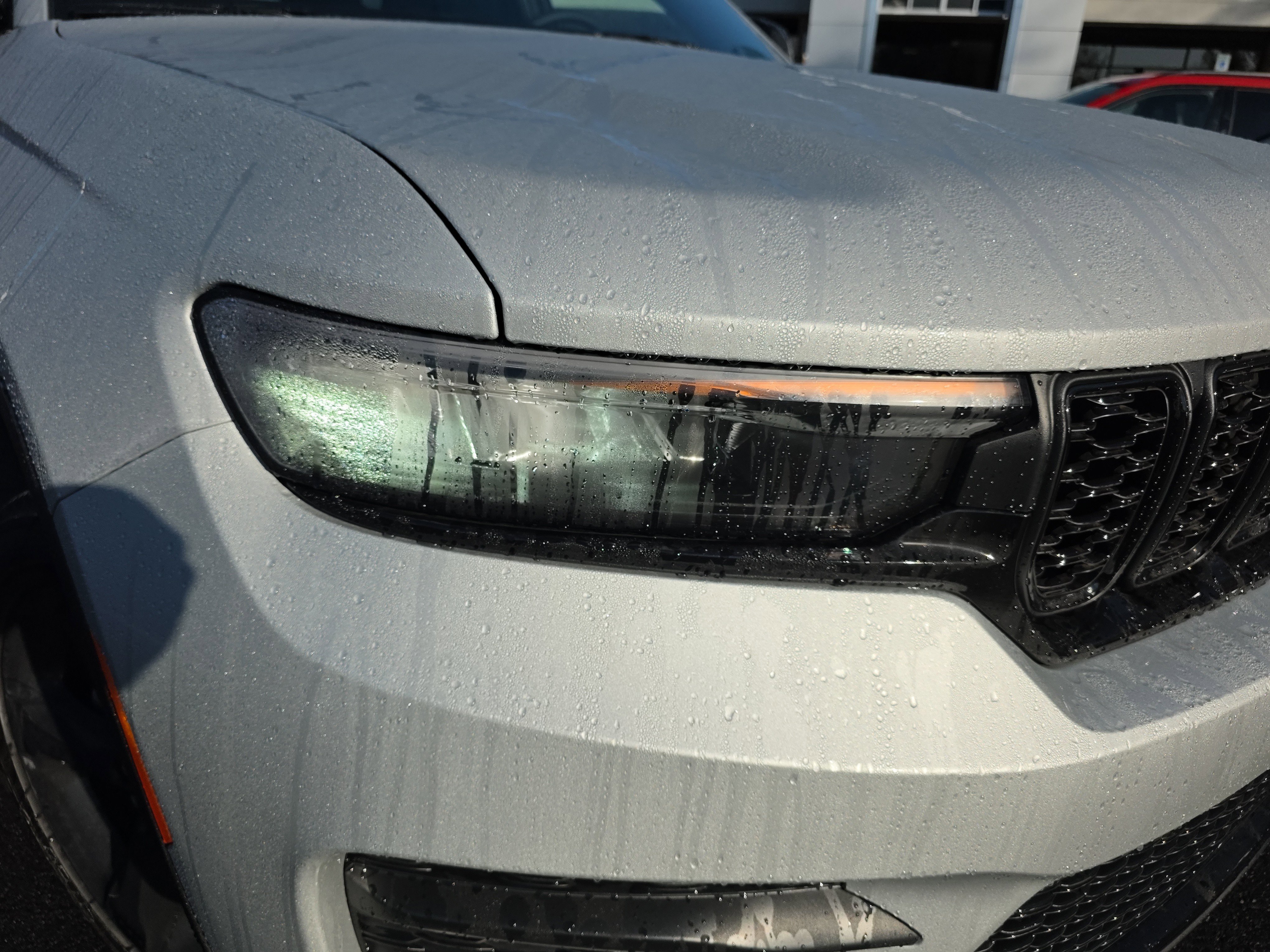 New 2025 Jeep Grand Cherokee Altitude image 24