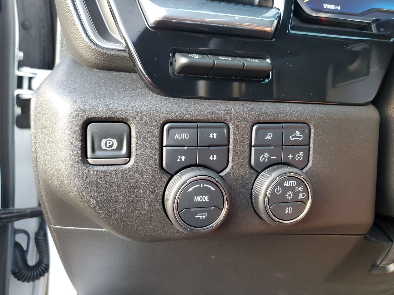 Used 2025 Chevrolet Silverado 3500 High Country w/ High Country Premium Package AWD/4WD image 30