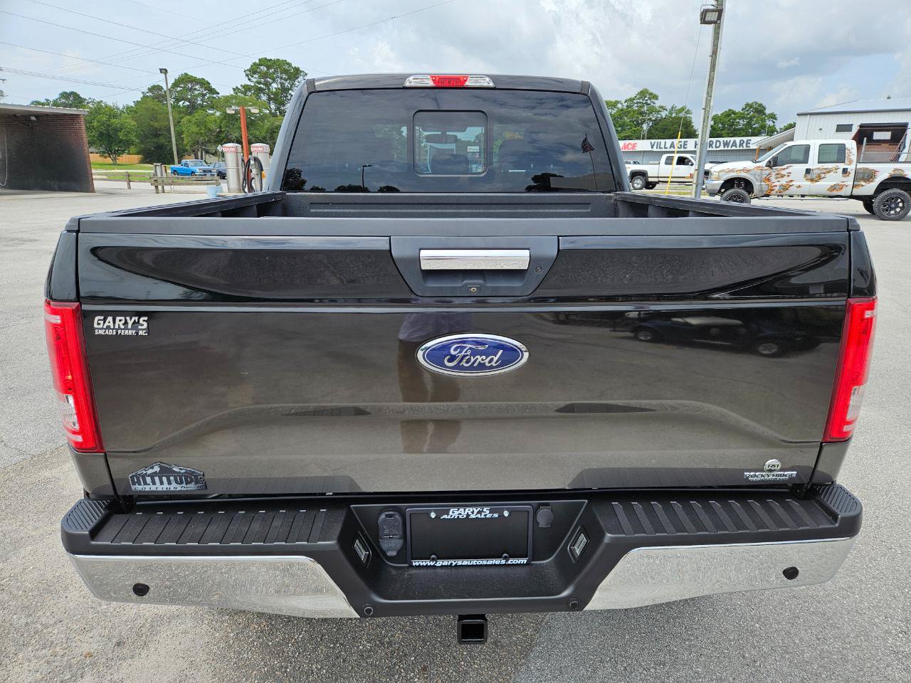 Used 2016 Ford F150 XLT w/ Equipment Group 302A Luxury AWD/4WD image 5