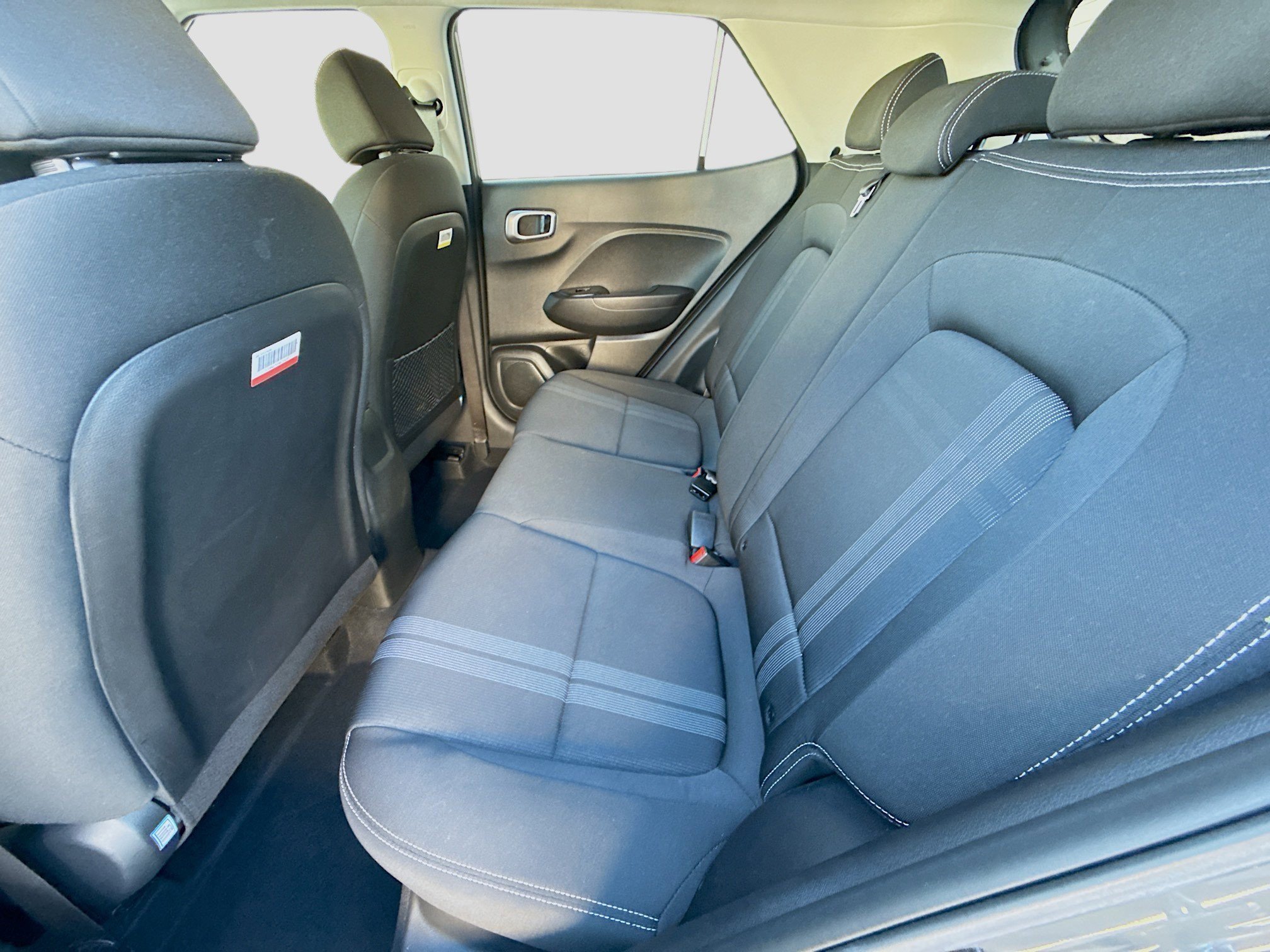 Used 2023 Hyundai Venue SEL image 21