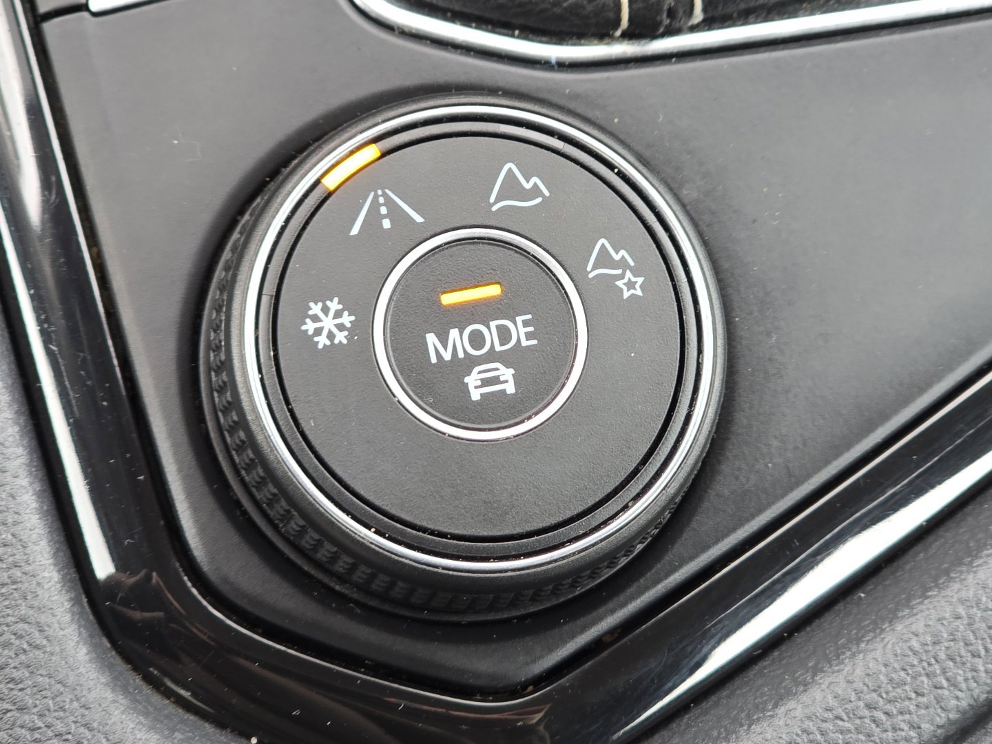 Used 2024 Volkswagen Taos S AWD/4WD image 10