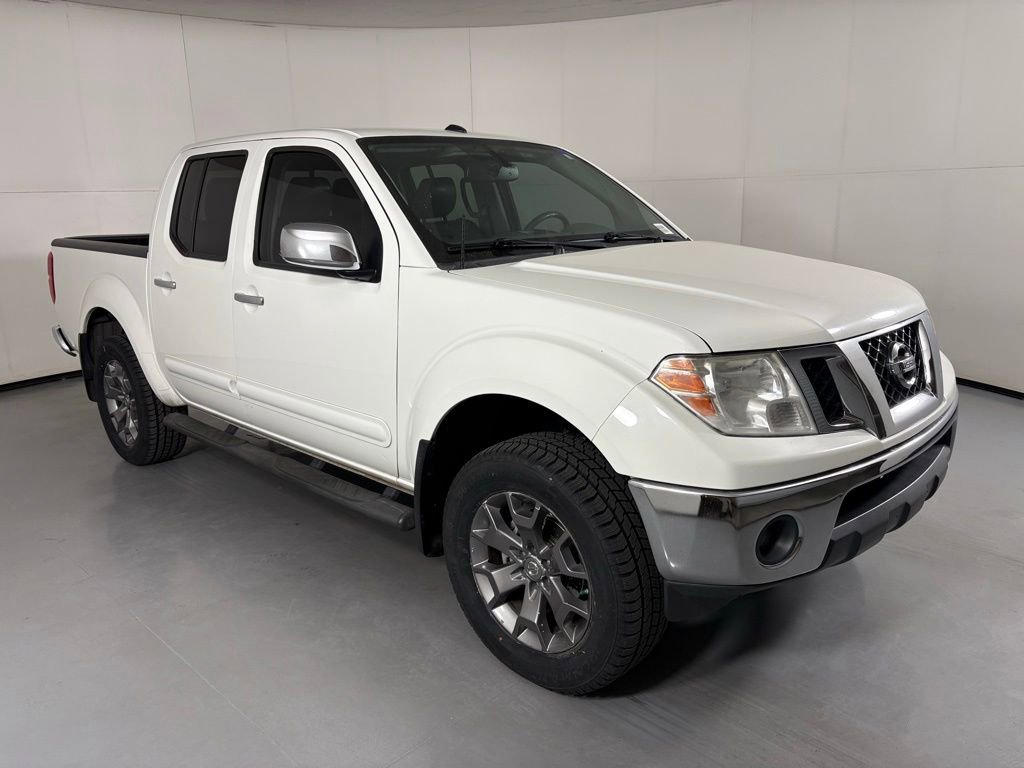 Used 2019 Nissan Frontier SL AWD/4WD image 2