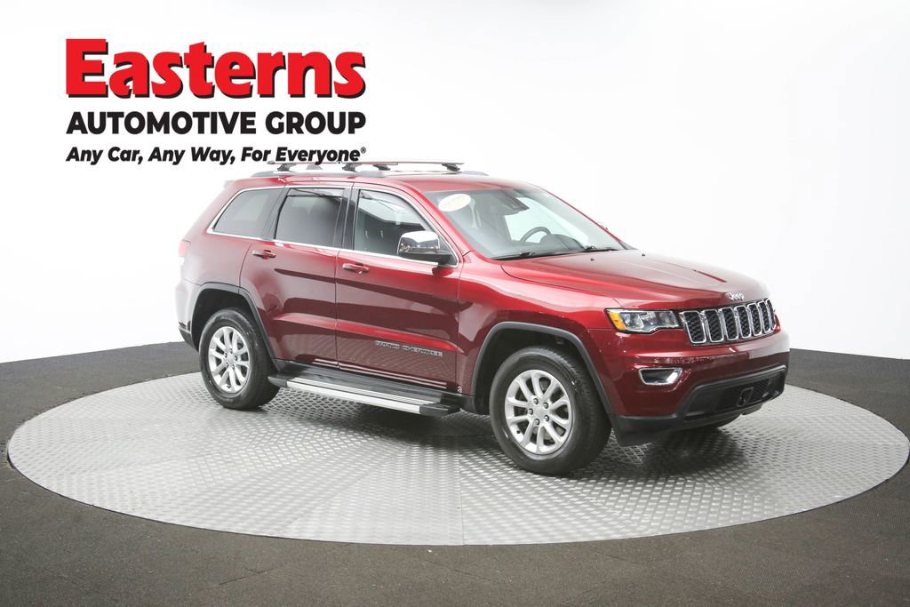 Used 2021 Jeep Grand Cherokee Laredo w/ Security & Convenience Group image 48
