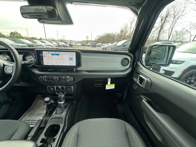 New 2026 Jeep Gladiator Sport AWD/4WD image 26