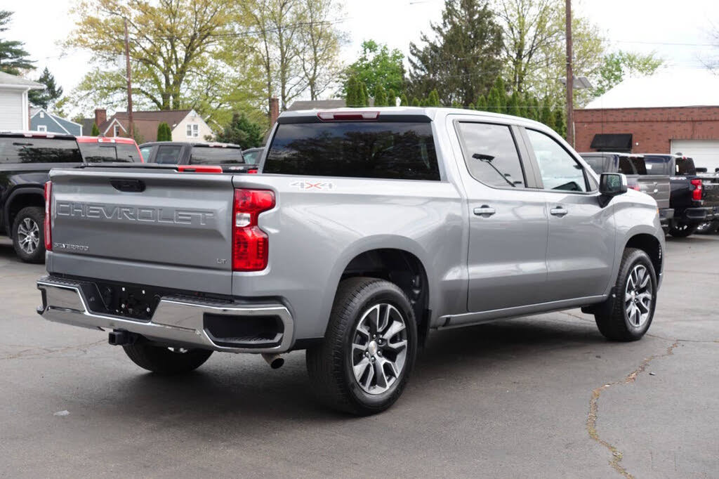 Used 2023 Chevrolet Silverado 1500 LT AWD/4WD image 4