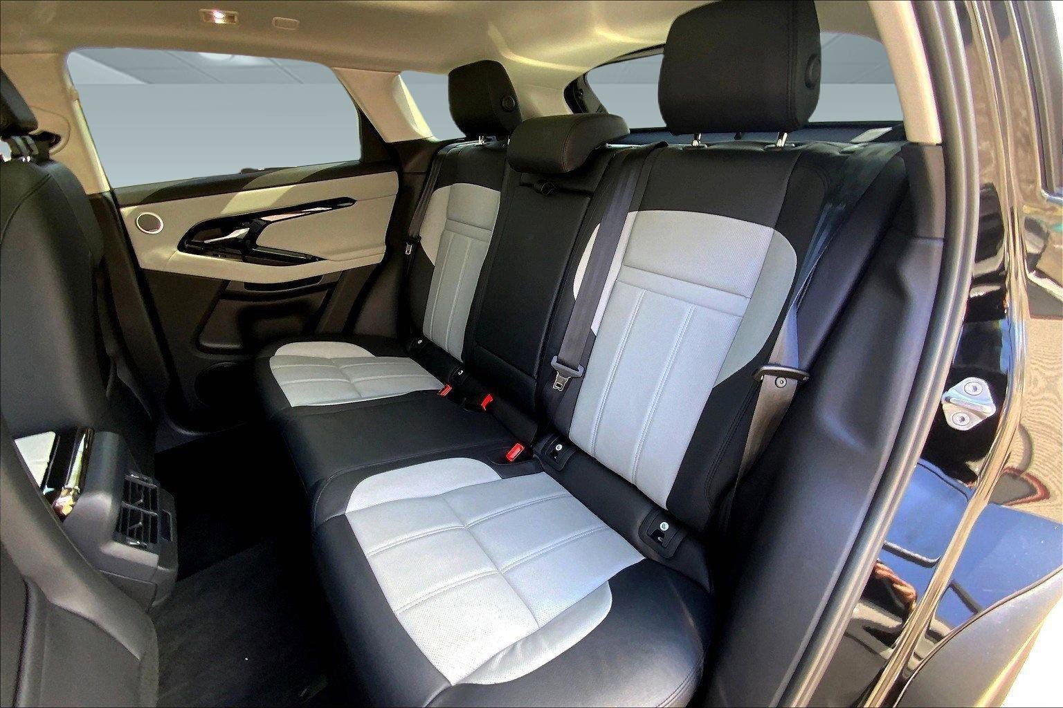 Used 2024 Land Rover Range Rover Evoque Dynamic SE image 14