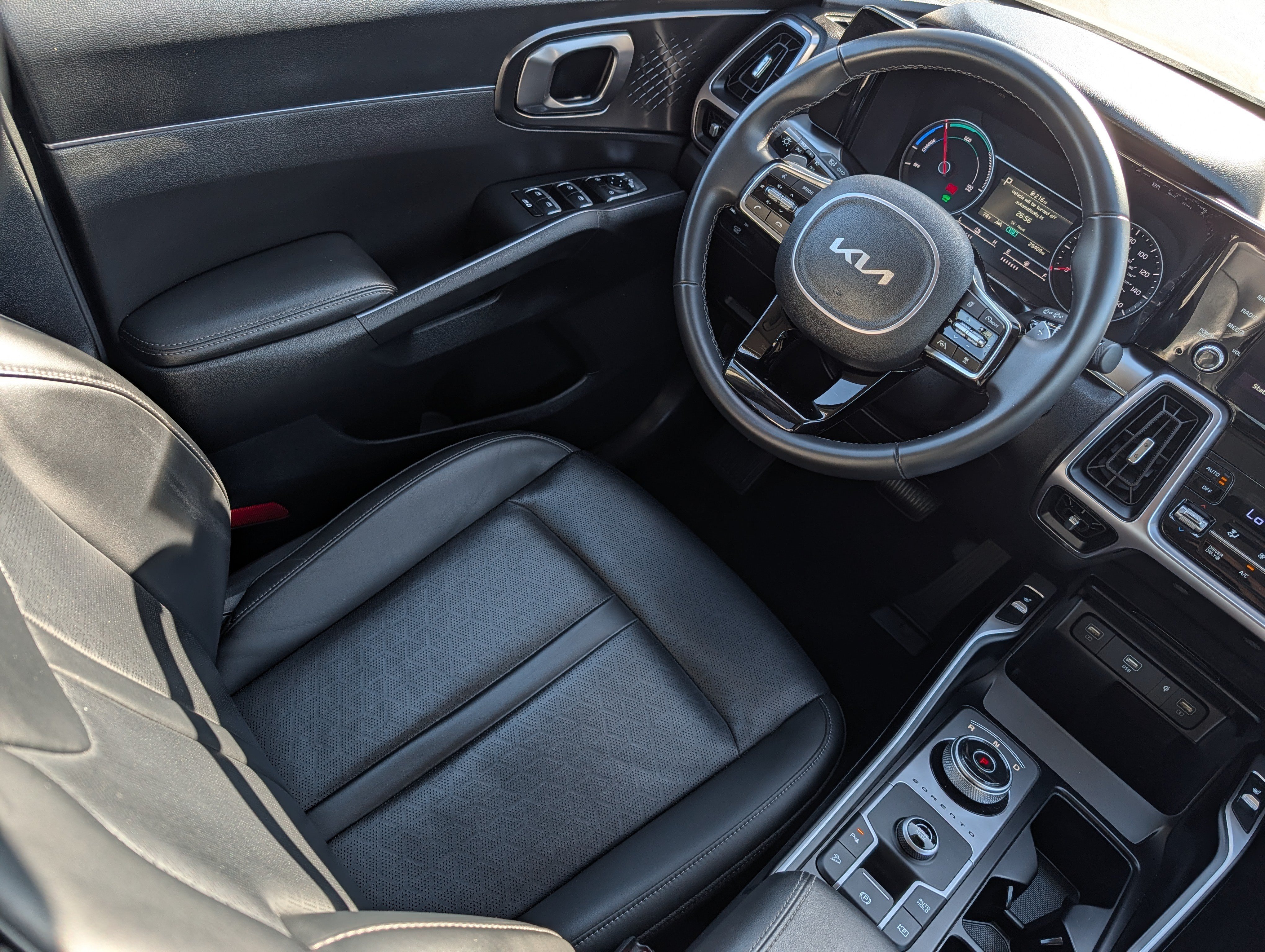 Certified 2023 Kia Sorento EX FWD image 9