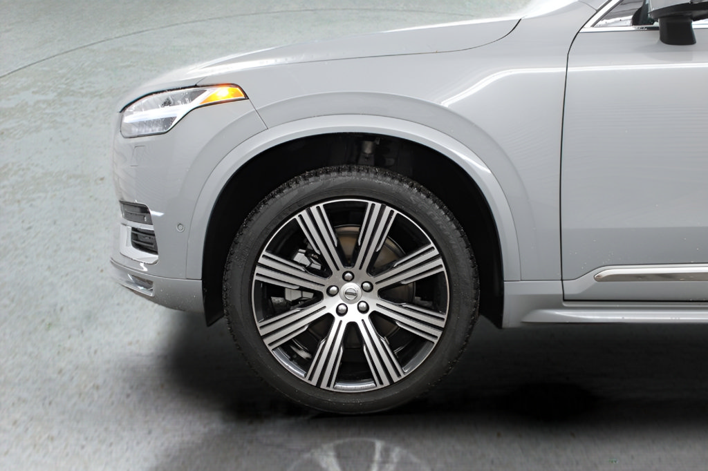 Used 2024 Volvo XC90 B6 Ultimate w/ Protection Package Premier AWD/4WD image 41