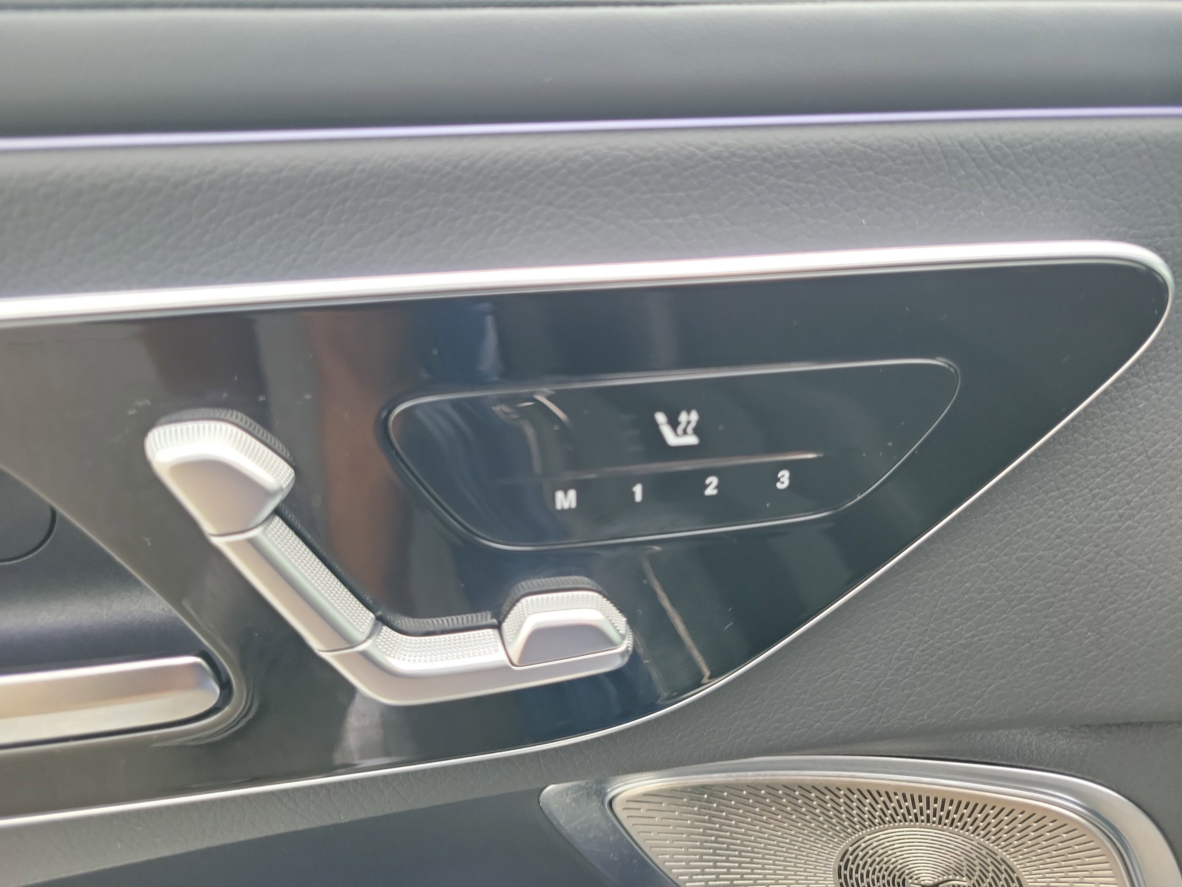 Certified 2025 Mercedes-Benz CLE 450 4MATIC Coupe image 12