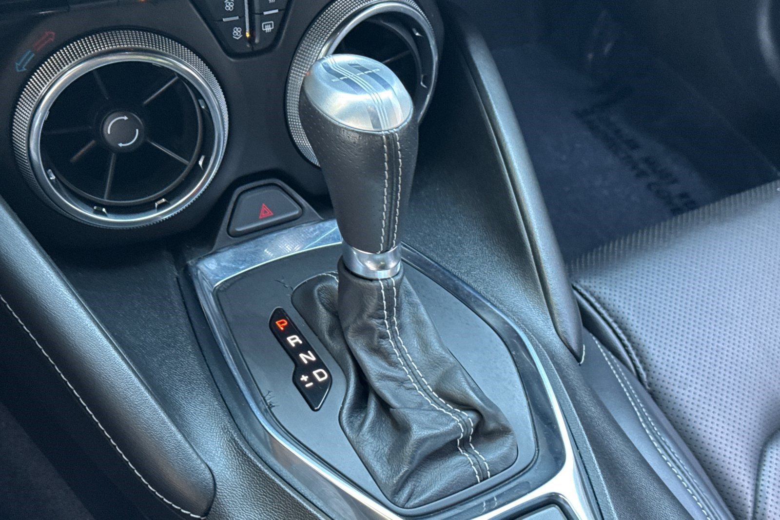 Used 2023 Chevrolet Camaro LT RWD image 18