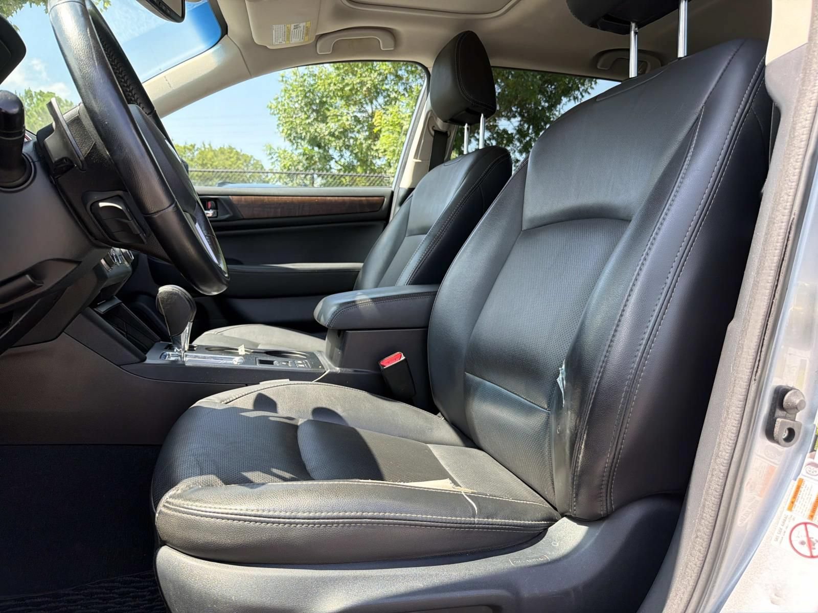 Used 2016 Subaru Outback 2.5i Limited AWD/4WD image 9
