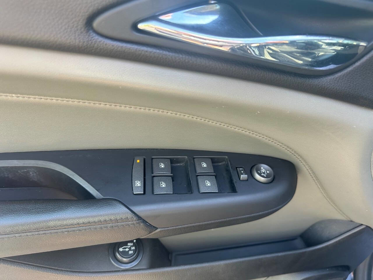 Used 2011 Cadillac SRX Performance image 21