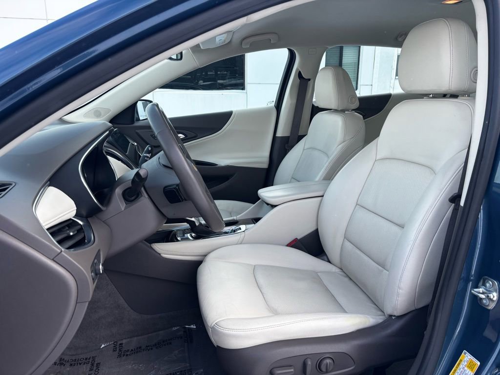 Used 2024 Chevrolet Malibu LT image 11