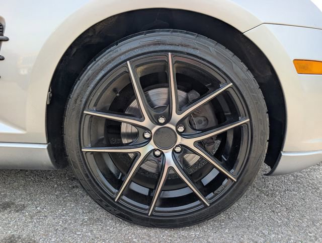 Used 2005 Chrysler Crossfire Limited RWD image 17