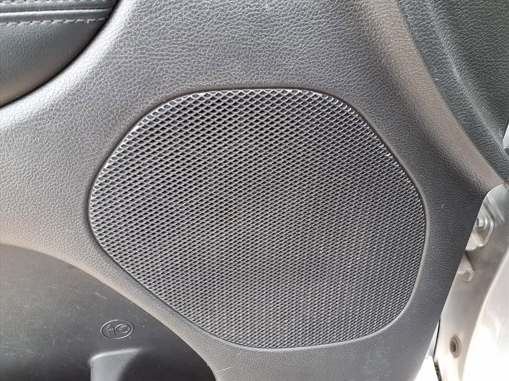 Used 2020 Jeep Grand Cherokee Altitude image 16