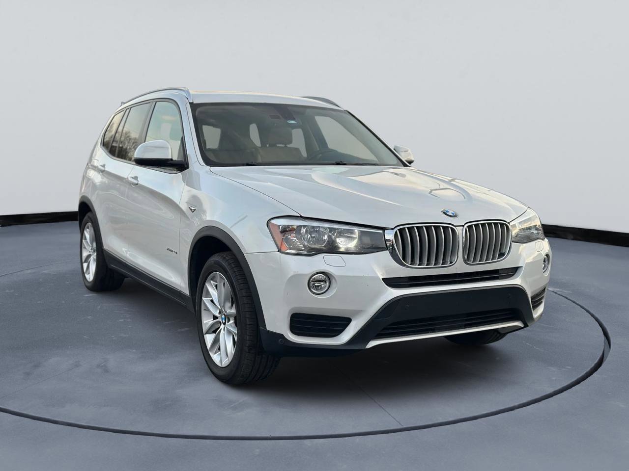 Used 2015 BMW X3 xDrive28i image 2