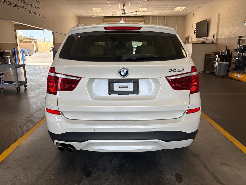 Used 2017 BMW X3 sDrive28i RWD image 5