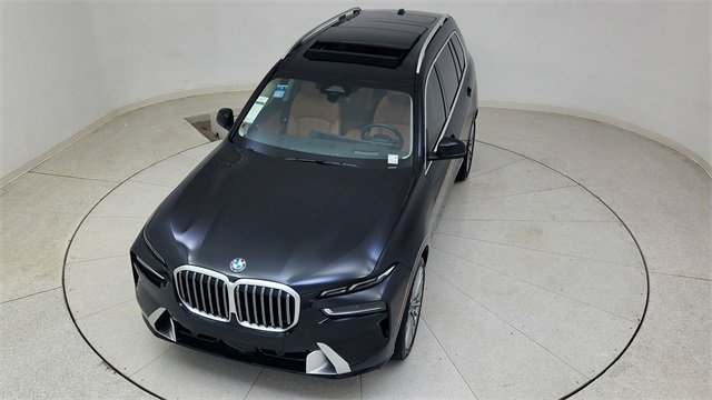 Used 2025 BMW X7 xDrive40i w/ Executive Package image 82