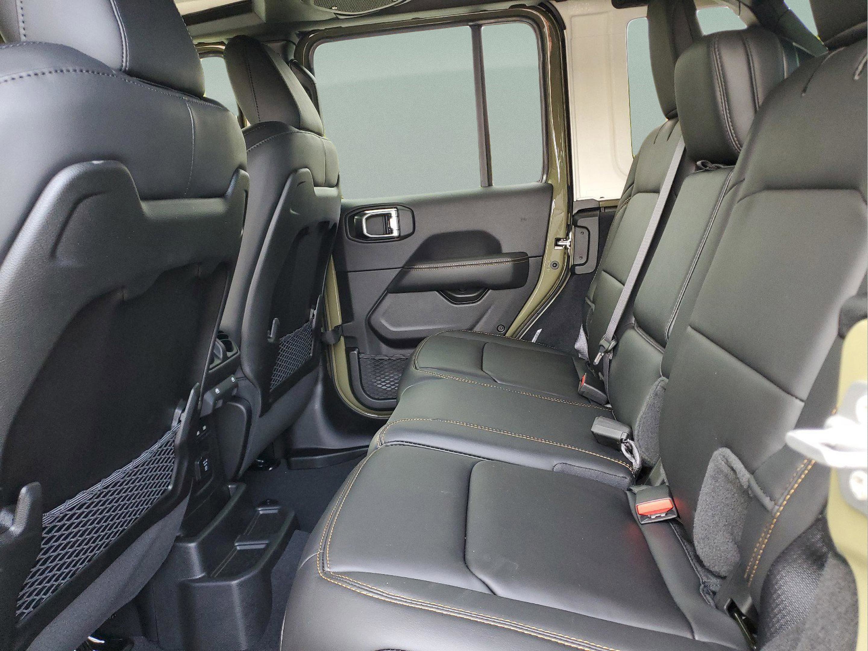 New 2025 Jeep Wrangler Unlimited Rubicon 392 image 6