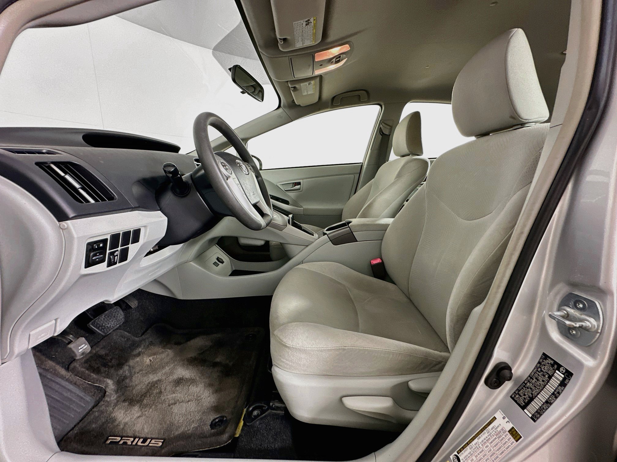 Used 2013 Toyota Prius Two FWD image 13