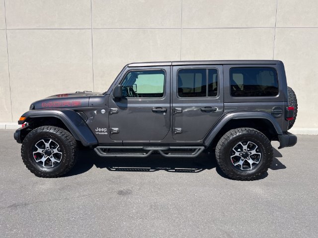 Used 2018 Jeep Wrangler Unlimited Sahara AWD/4WD image 4