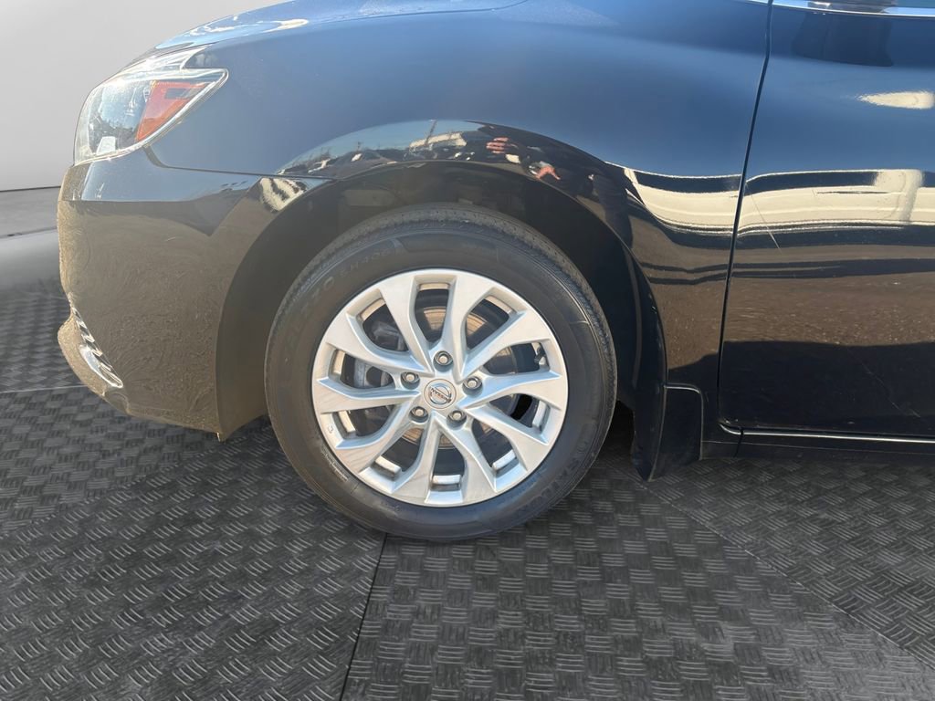 Used 2018 Nissan Sentra SV image 9