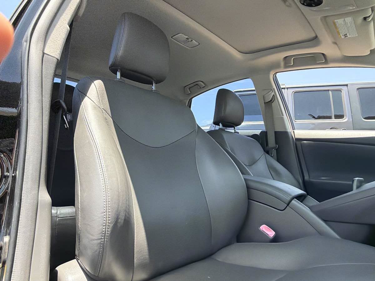 Used 2011 Toyota Prius Four w/ Solar Roof Pkg FWD image 25