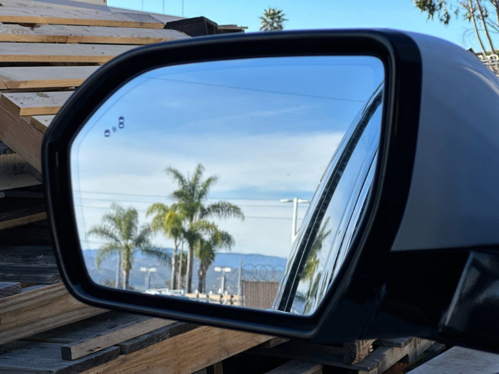 Used 2023 Ford Expedition Limited image 34