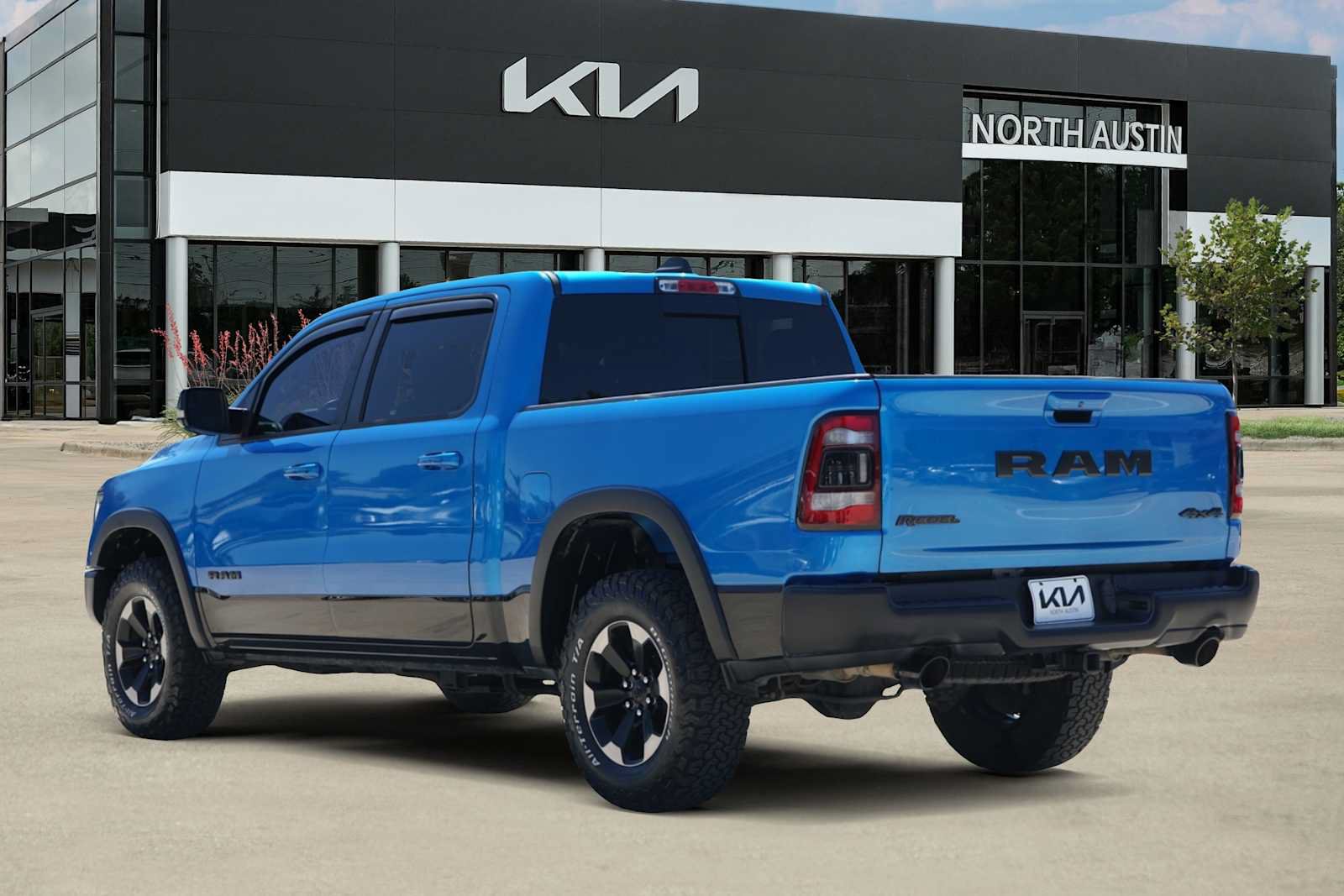 Used 2020 RAM 1500 Rebel w/ Rebel Level 1 Equipment Group AWD/4WD image 4