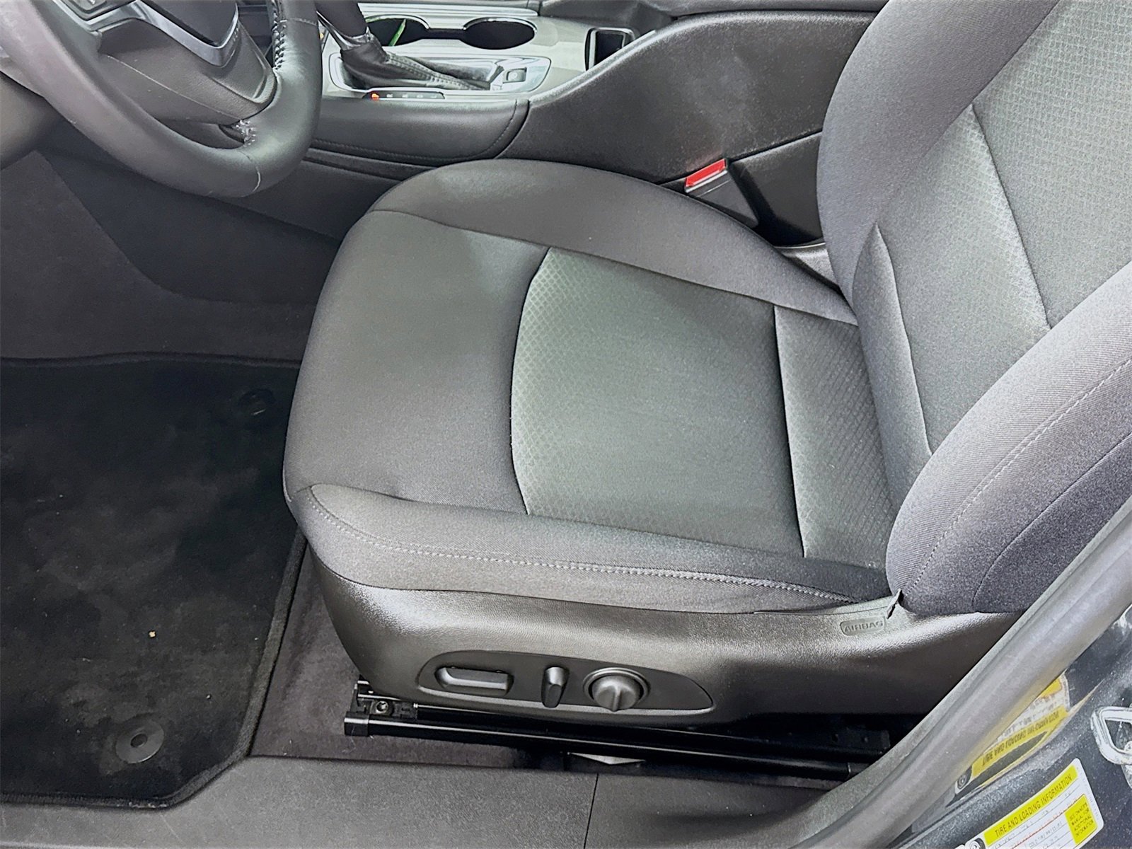 Used 2017 Chevrolet Malibu Hybrid w/ Driver Confidence Package image 13