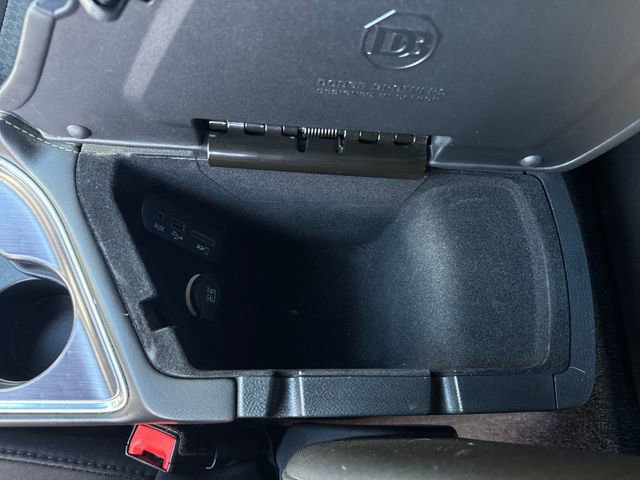 Used 2015 Dodge Challenger R/T w/ Quick Order Package 28B R/T image 26