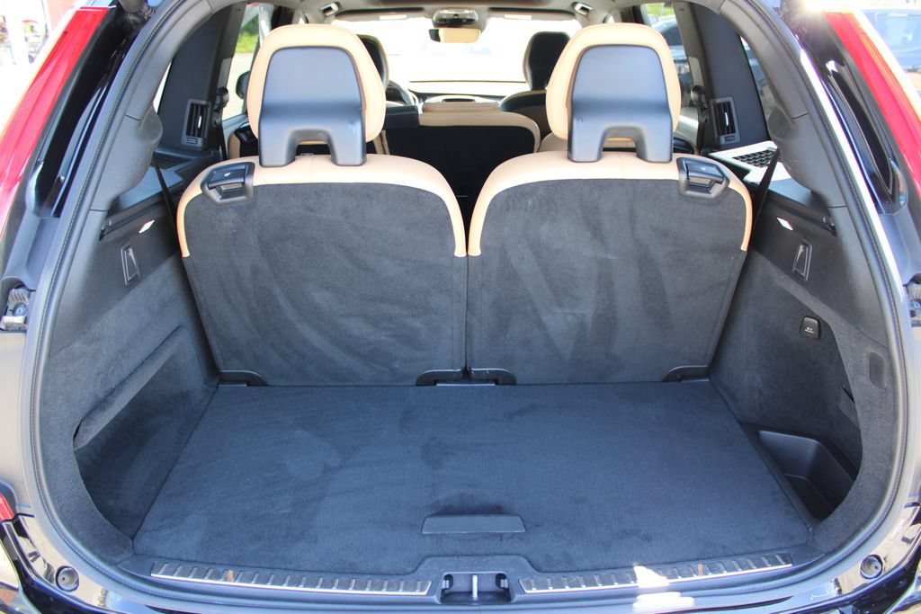 Used 2019 Volvo XC90 T6 Momentum w/ Advanced Package AWD/4WD image 34