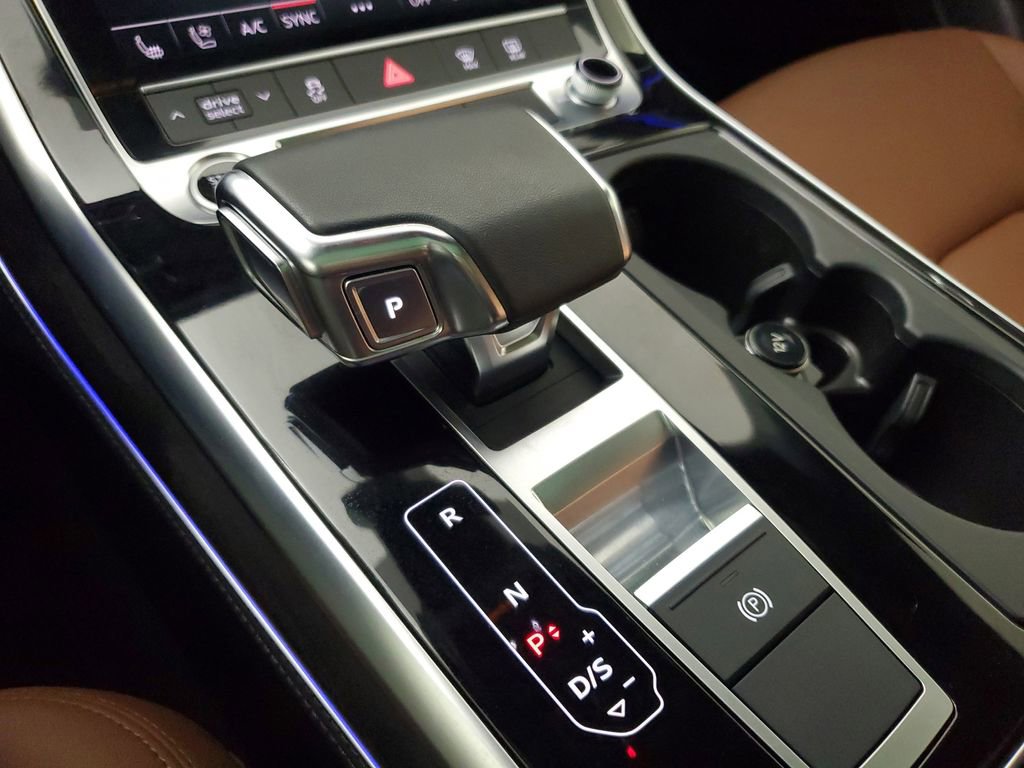 Used 2023 Audi Q8 Premium Plus image 32