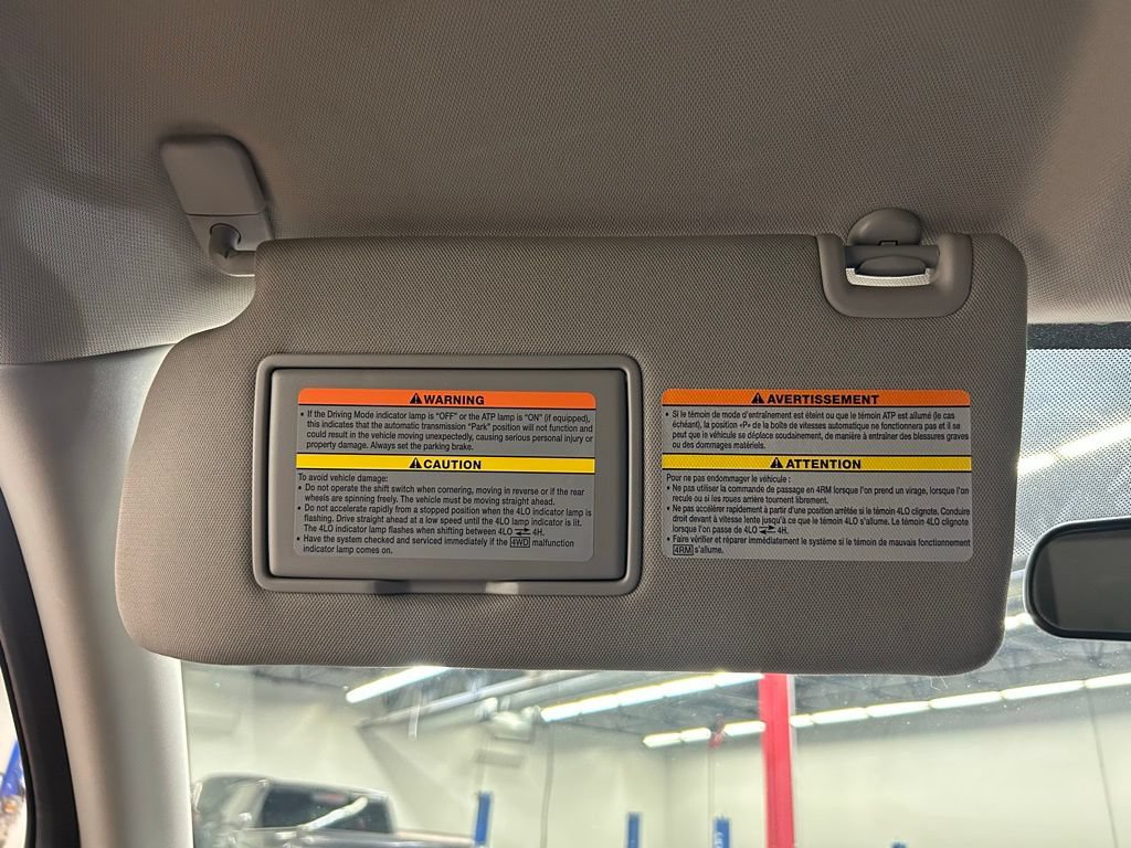 Used 2022 Nissan Frontier SV AWD/4WD image 26