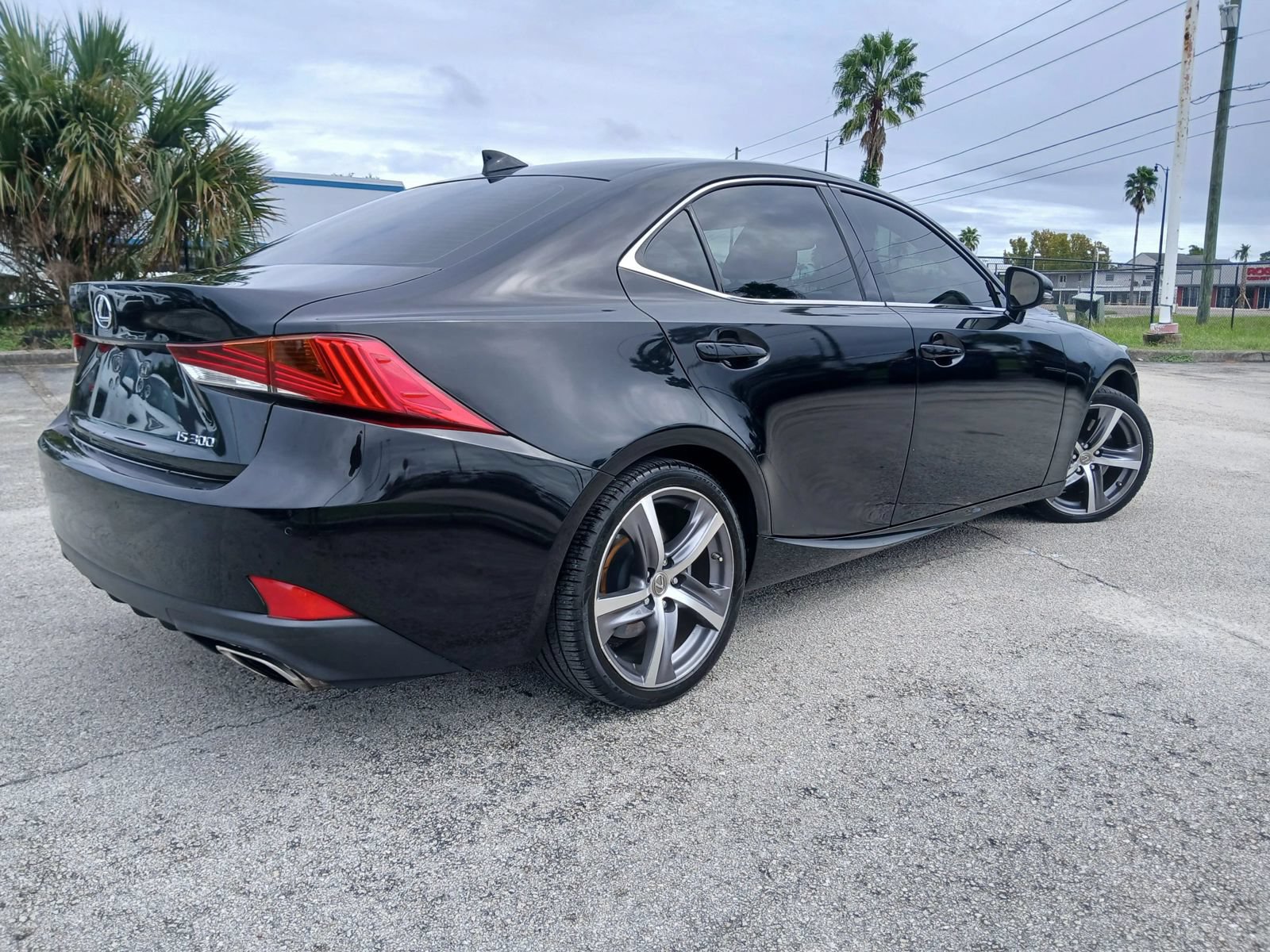 Used 2018 Lexus IS 300 w/ Premium Package RWD image 6