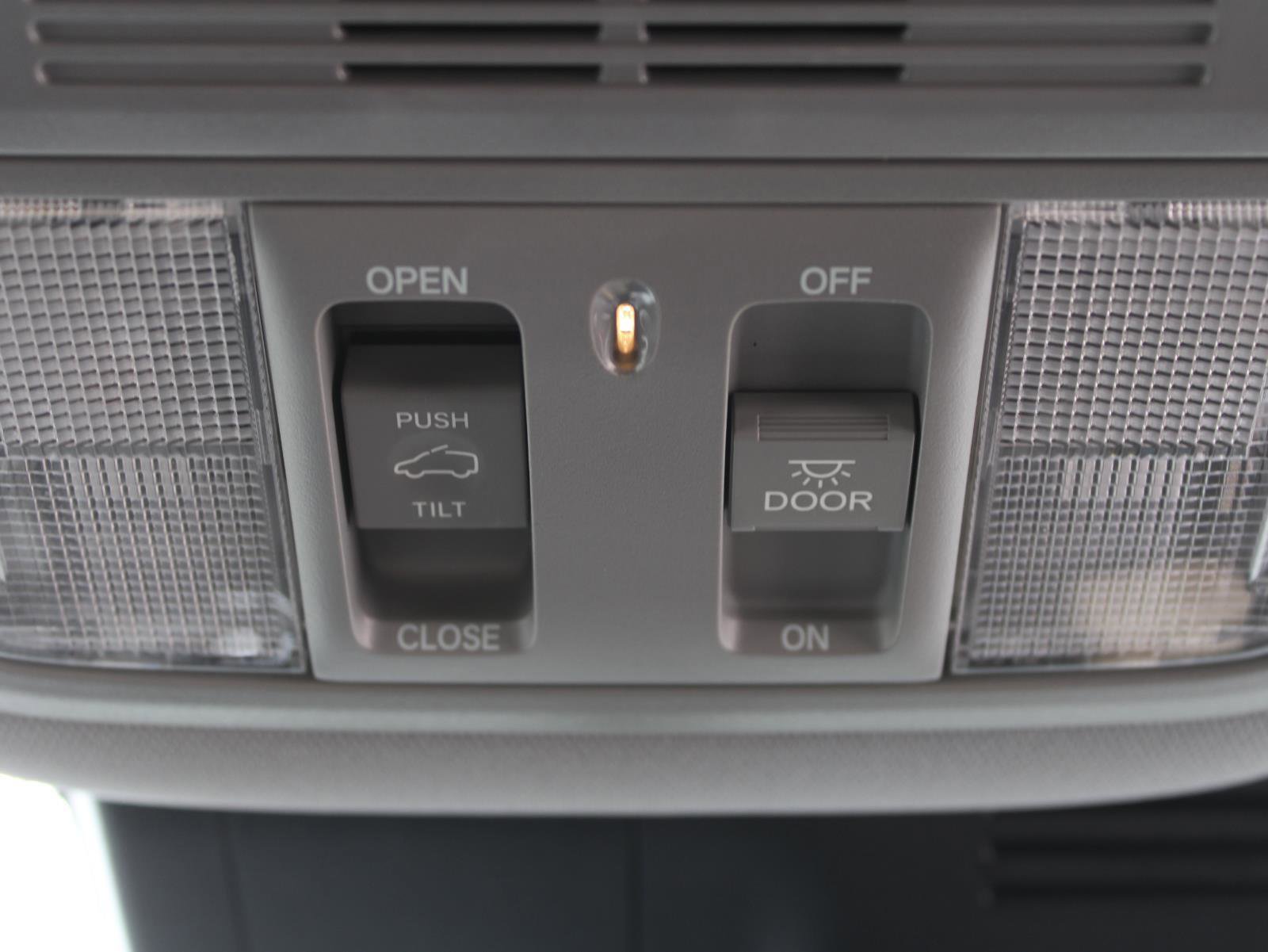 Used 2021 Honda CR-V EX image 12