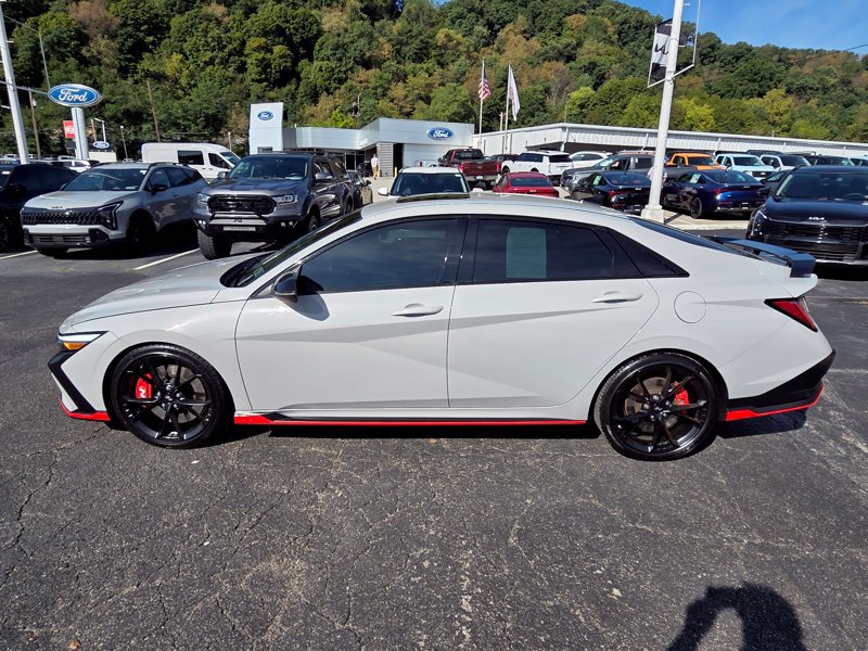 Used 2025 Hyundai Elantra N FWD image 4