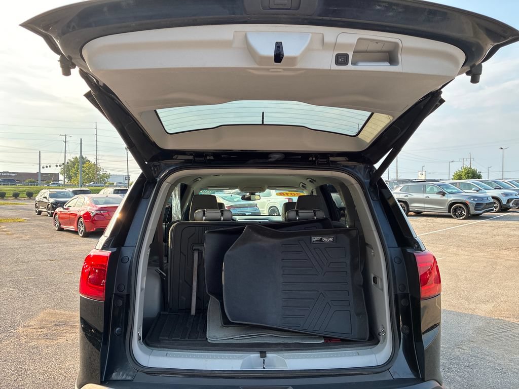 Used 2018 GMC Acadia SLT FWD image 21