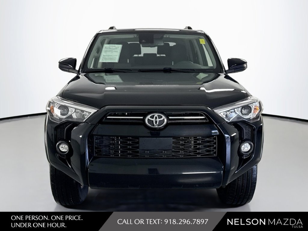 Used 2023 Toyota 4Runner SR5 AWD/4WD image 2