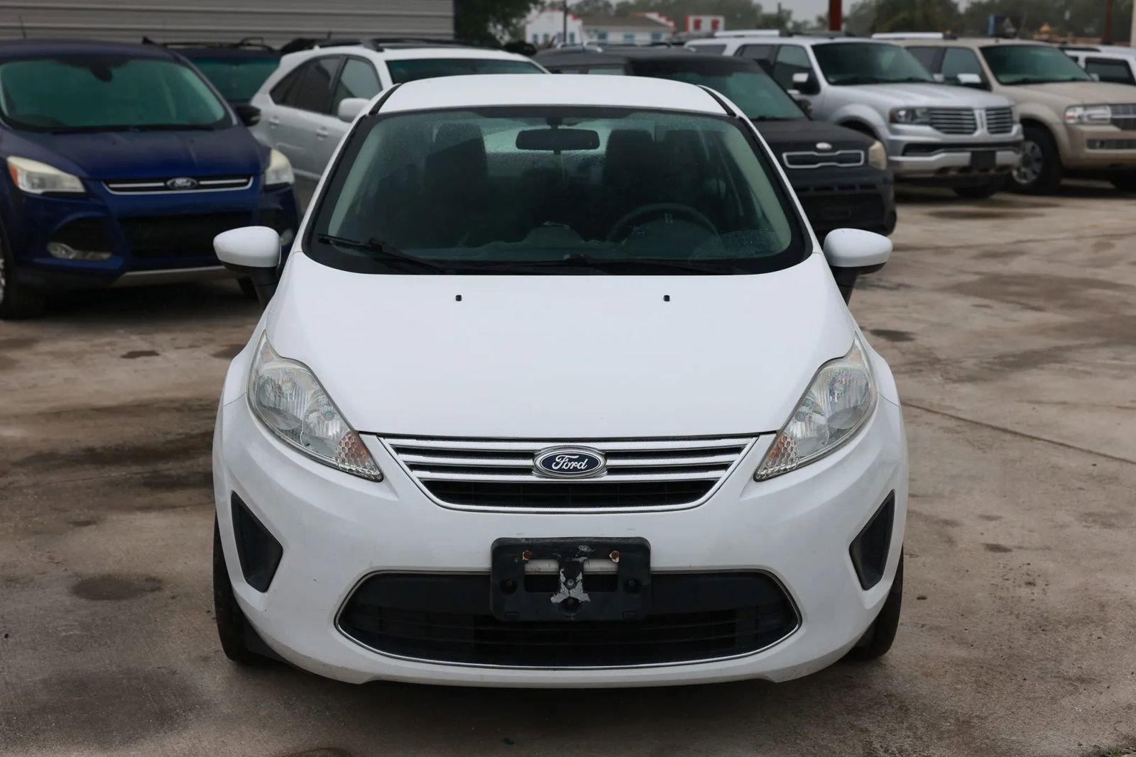 Used 2011 Ford Fiesta SE w/ Super Fuel Economy Pkg image 11