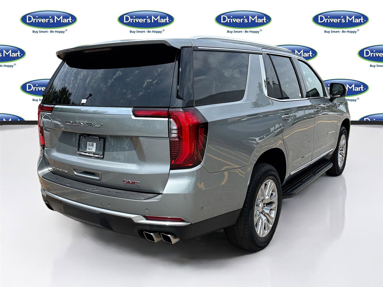 Used 2025 GMC Yukon Denali AWD/4WD image 7