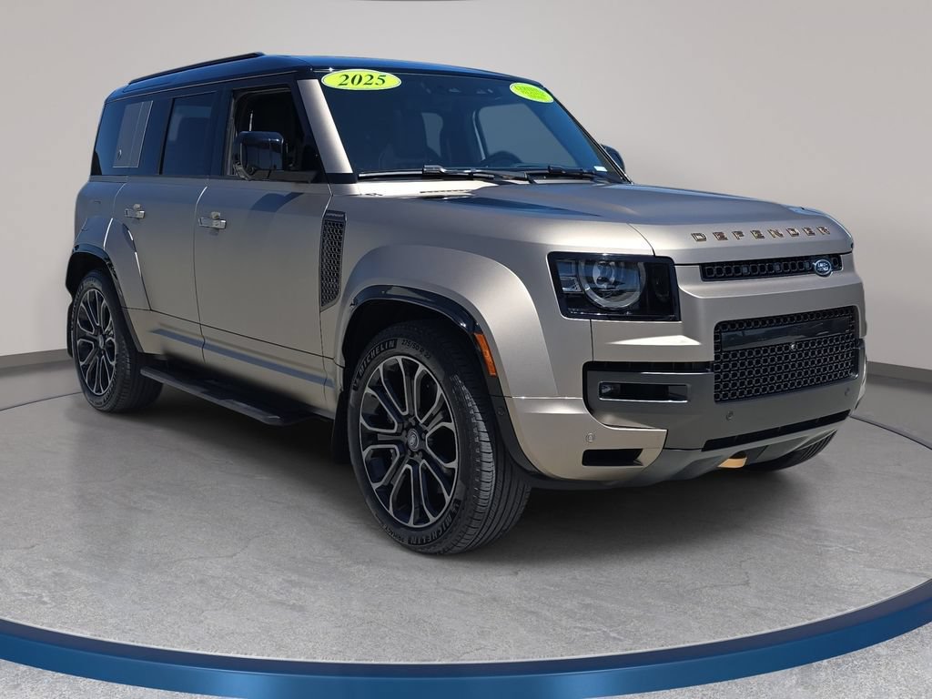 Certified 2025 Land Rover Defender 110 AWD/4WD image 3