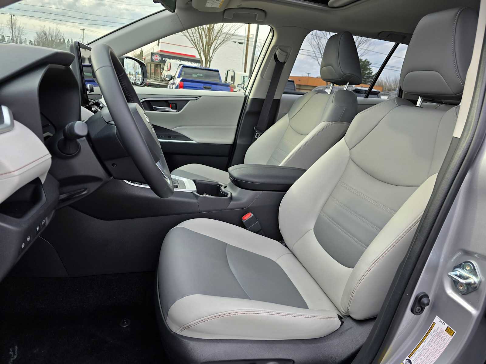 Certified 2025 Toyota RAV4 XLE Premium image 22