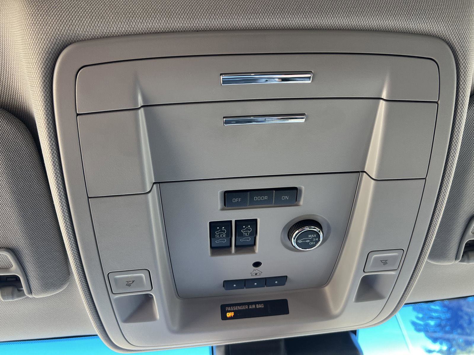 Used 2019 Chevrolet Tahoe Premier image 38