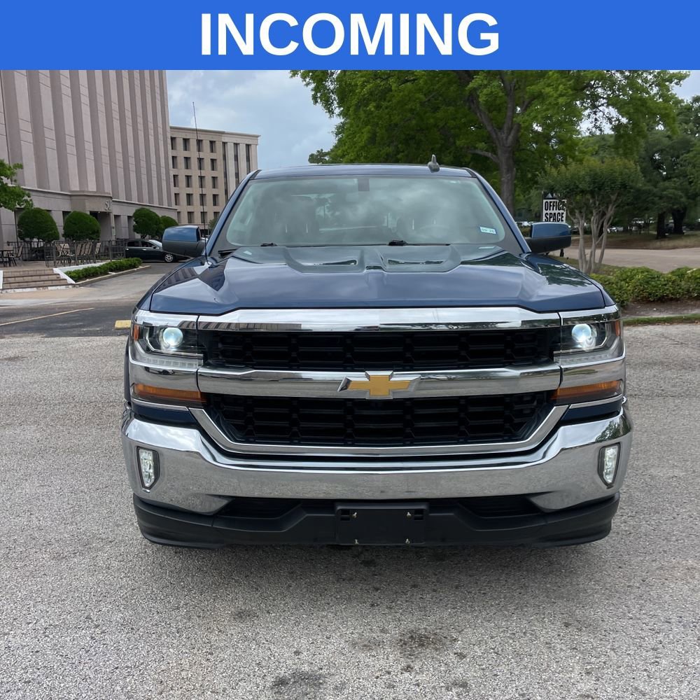 Used 2017 Chevrolet Silverado 1500 LT w/ Texas Edition RWD image 9
