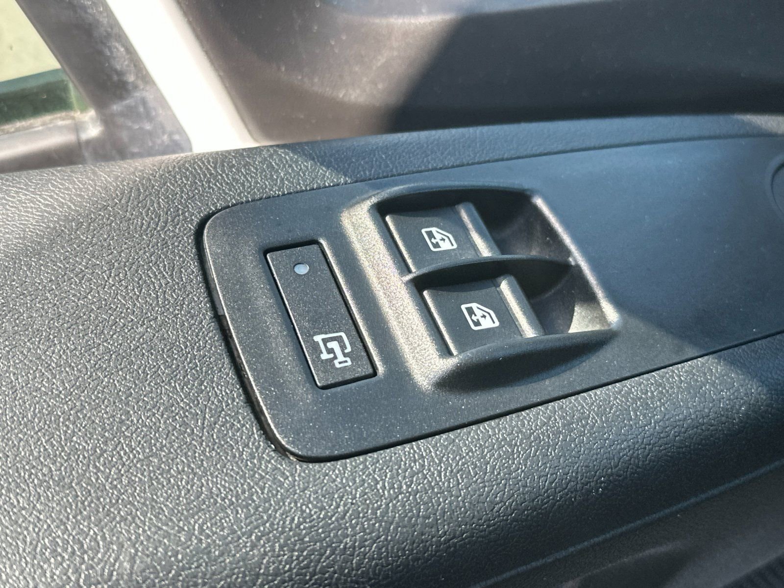 Used 2023 RAM ProMaster 2500 FWD image 11