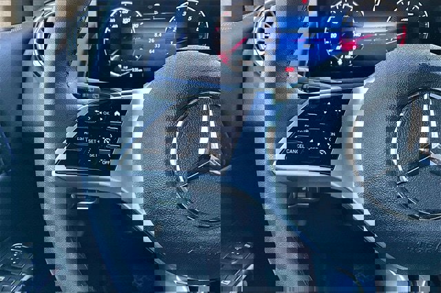 Certified 2025 Mercedes-Benz GLB 250 4MATIC image 14